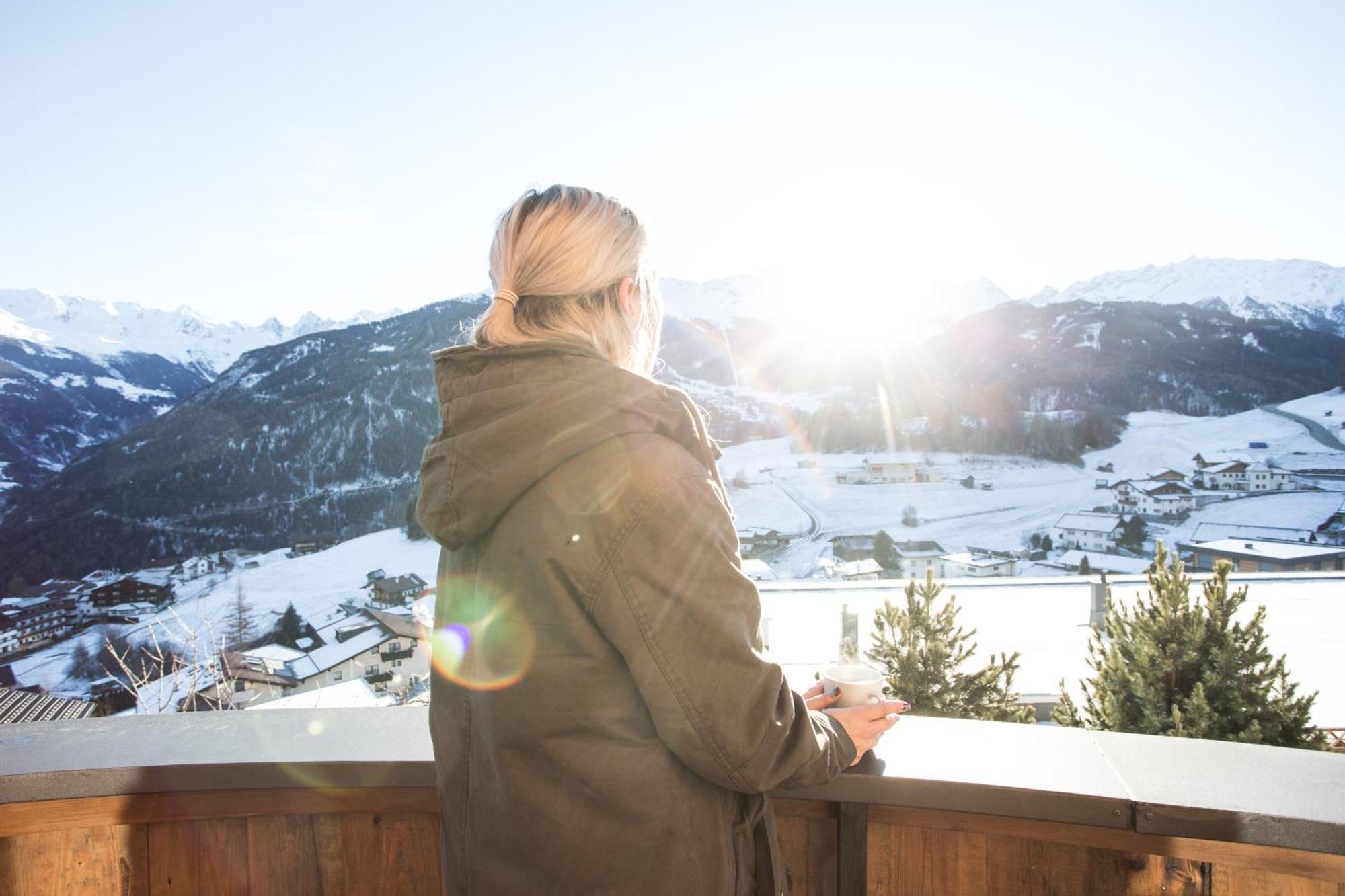 Naturlodge Ladis Ehemals Alpenlodge Alexander Inklusive Sommer Bergbahnticket Exterior foto